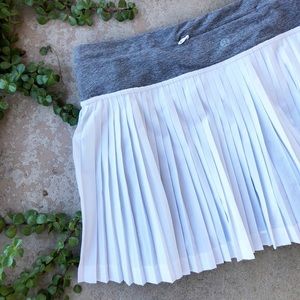 Lululemon white pleated skirt